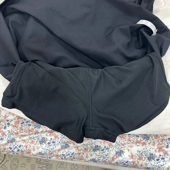 Black Halter Athletic Dress - Picture 3 of 4